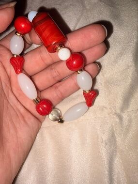 Red and White Beaded Stretch Bracelet - Fashion Jewelry